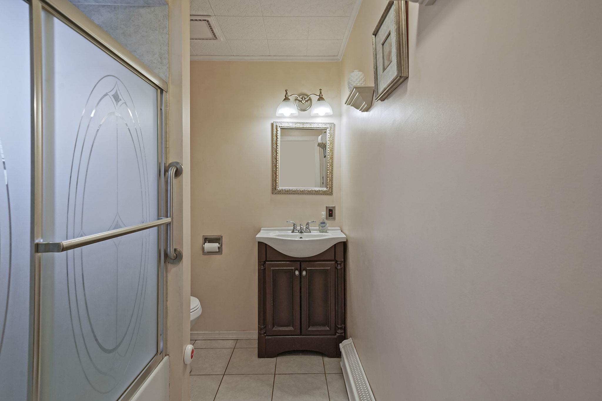 361 Kansas Street, Lindenhurst, New York image 12