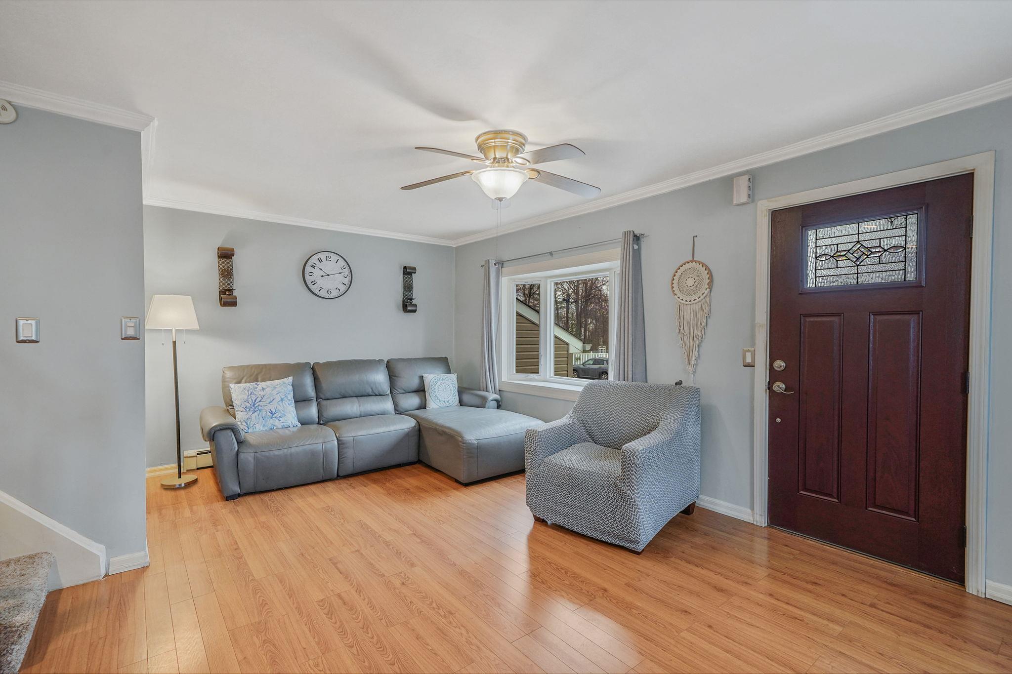 361 Kansas Street, Lindenhurst, New York image 7