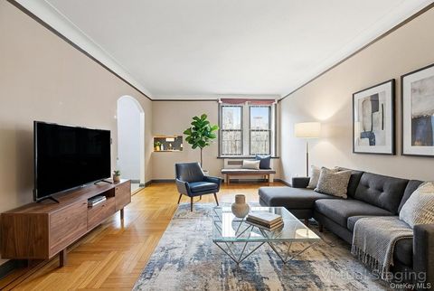 Photo of 4755 39th Place #3H, Sunnyside, NY 11104 (MLS # 958925)