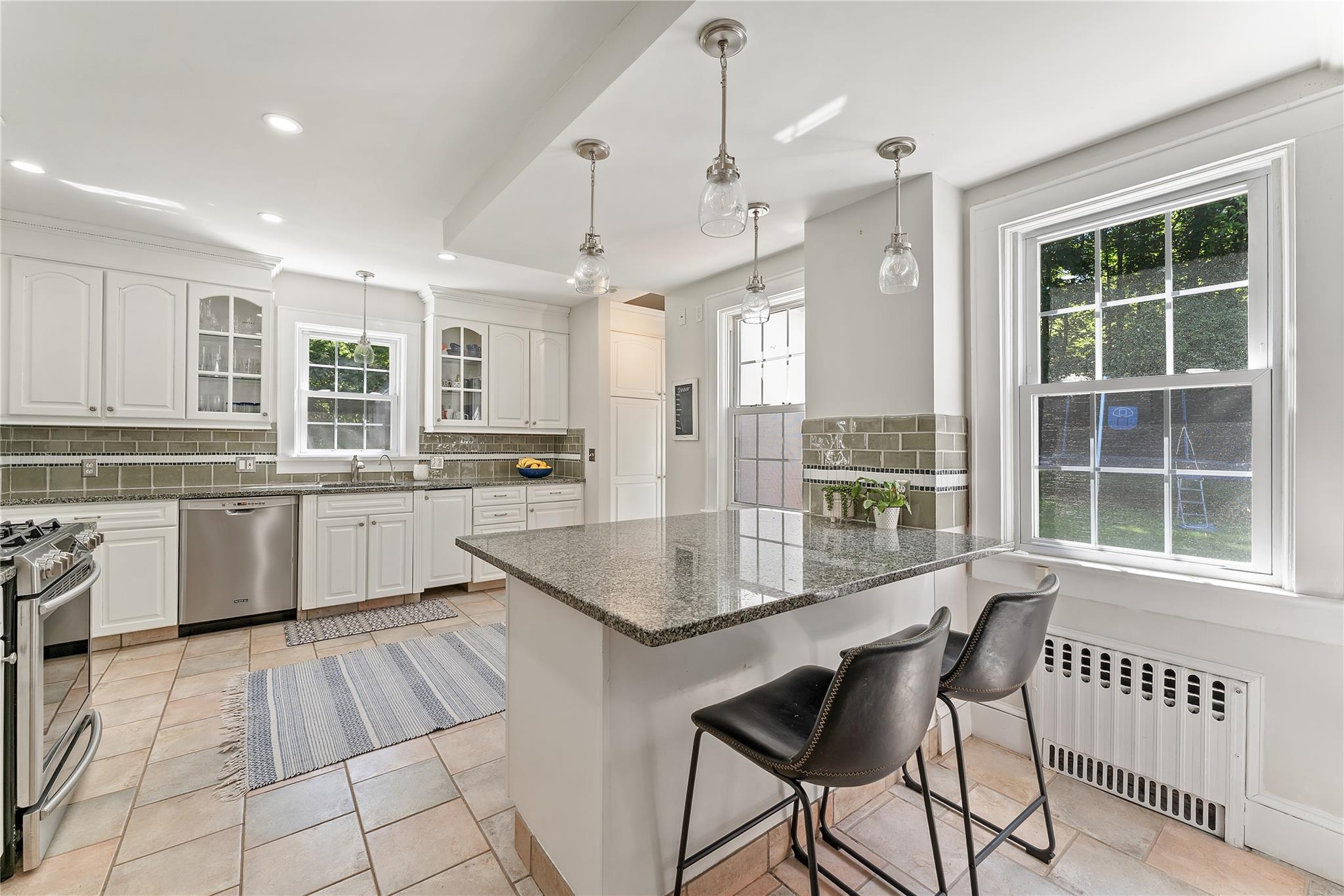 66 Riverview Road, Irvington, New York image 10