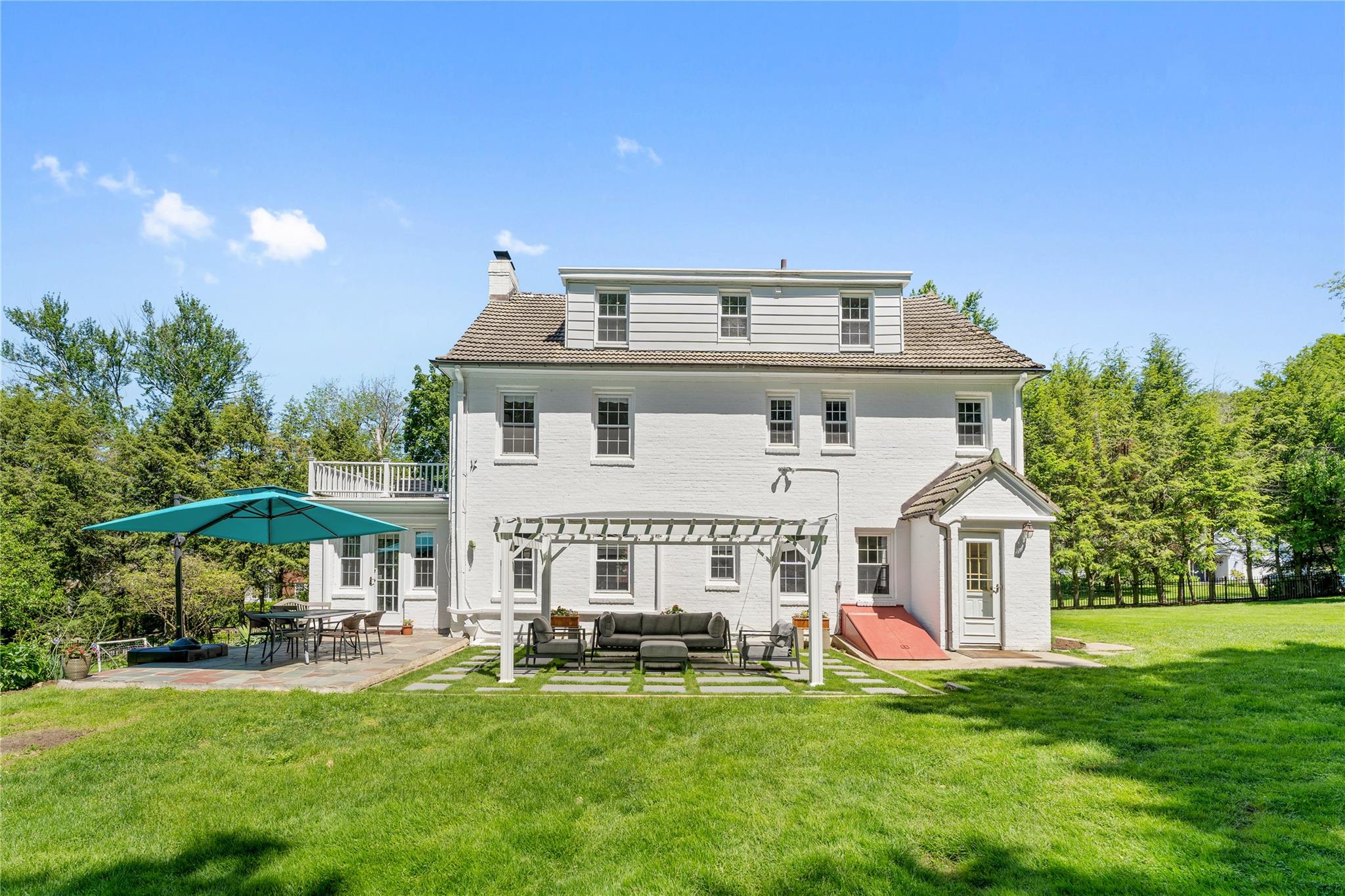 66 Riverview Road, Irvington, New York image 27