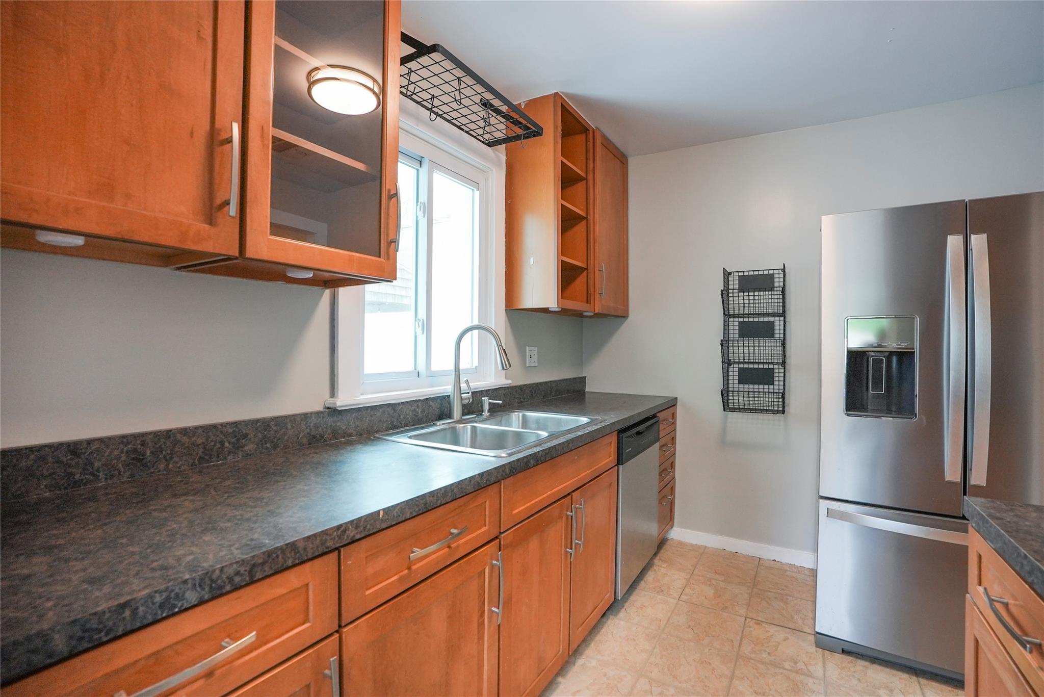 3196 Hollywood Street, Mohegan Lake, New York image 12