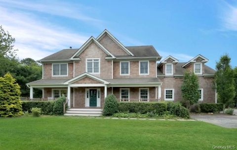 38 Jessup Avenue Quogue NY 11959
