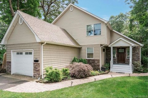 Photo of 116 6th Street, Saint James, NY 11780 (MLS # 990641)