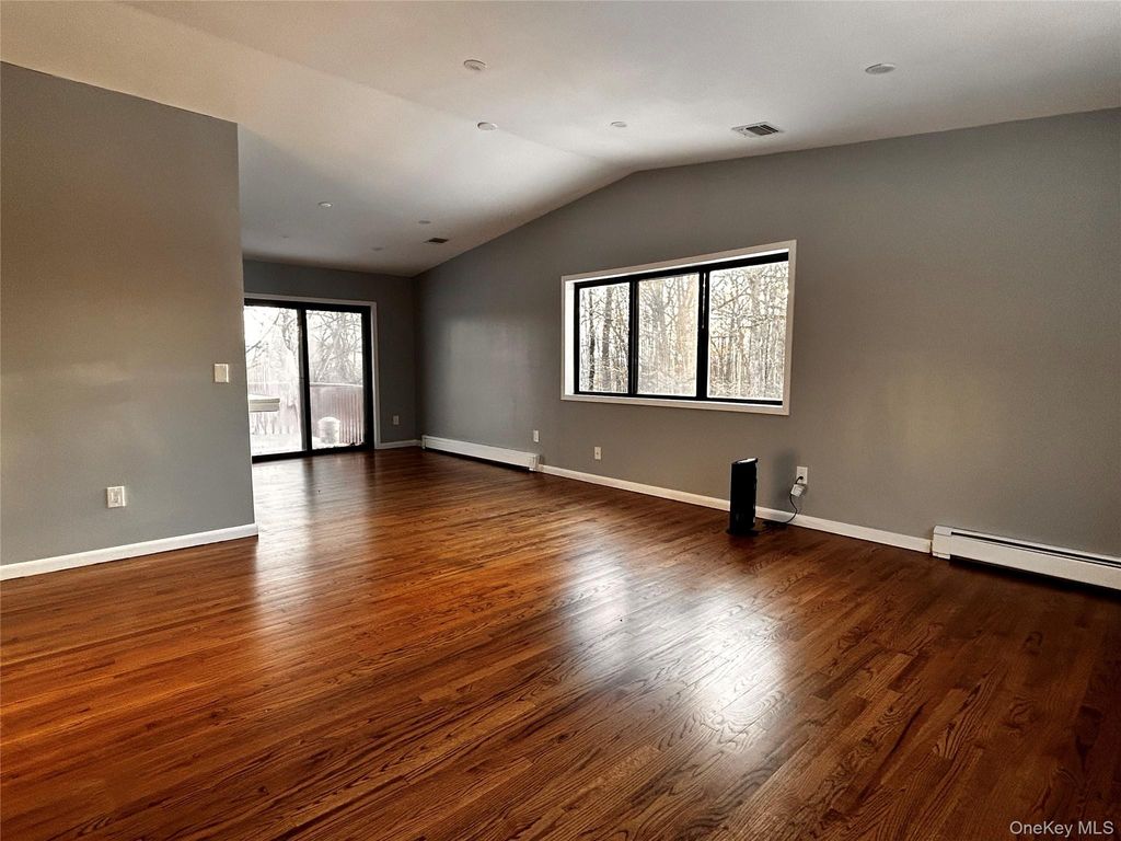 Photo of 218 Beattie Road, Rock Tavern, NY 10992 (MLS # 962641)