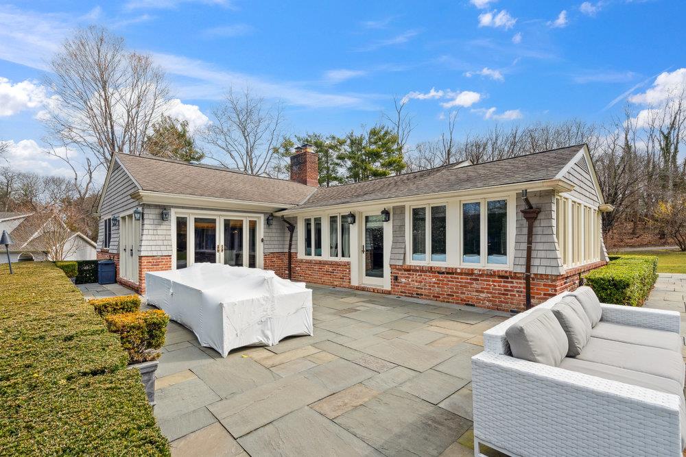 99 Wheatley Road, Old Westbury, New York image 42