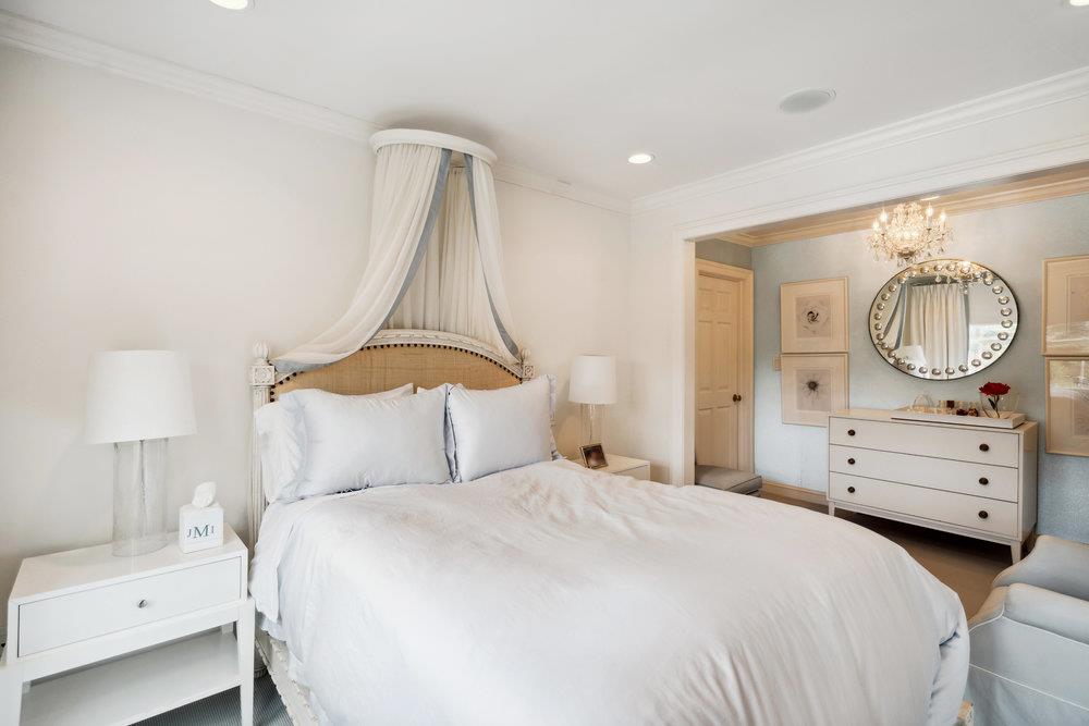 99 Wheatley Road, Old Westbury, New York image 33