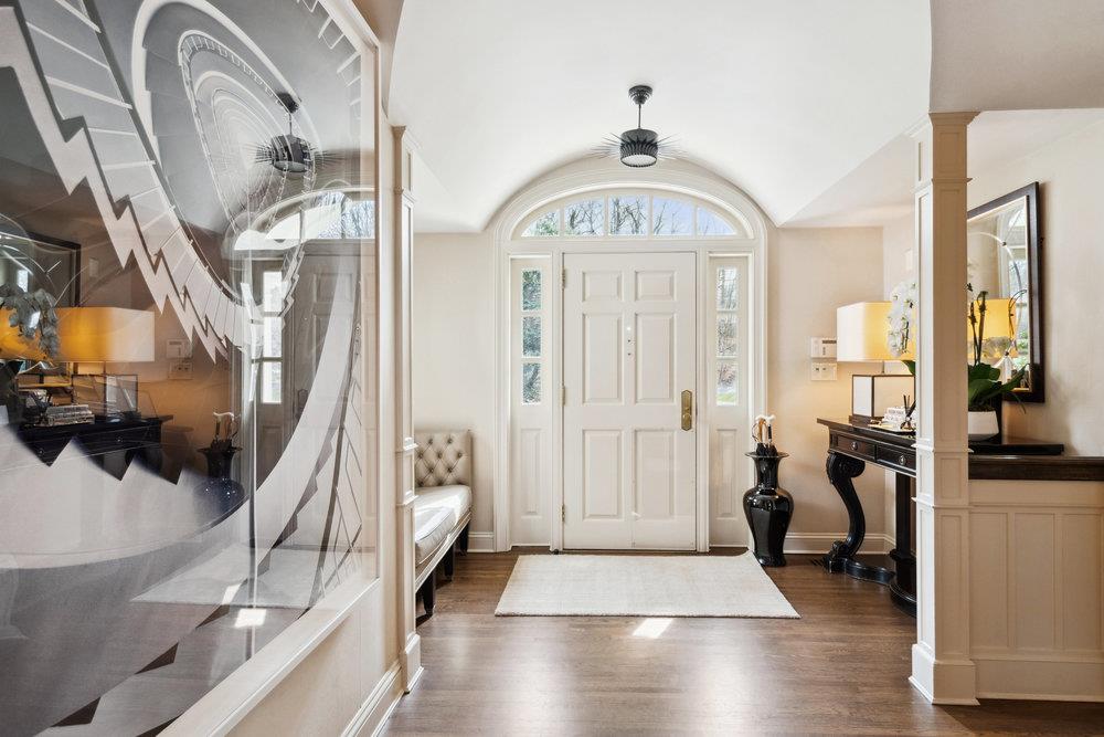 99 Wheatley Road, Old Westbury, New York image 23