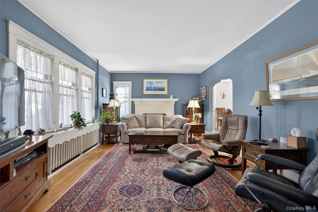 Photo of 1 City Terrace N, Newburgh, NY 12550 (MLS # 975091)