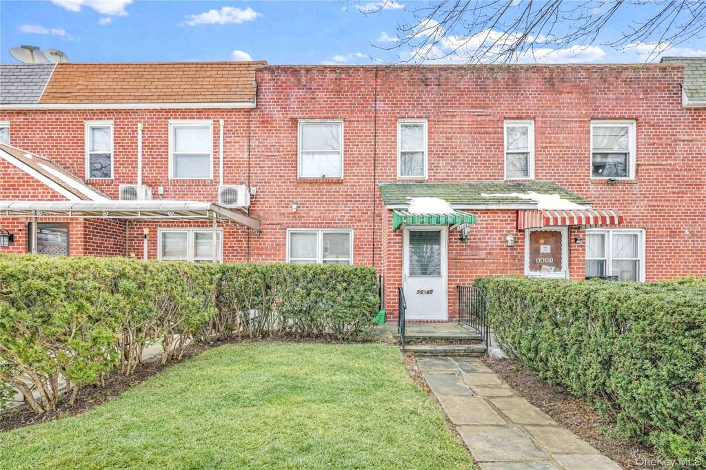 Photo of 5649 206th Street, Oakland Gardens, NY 11364 (MLS # 964279)