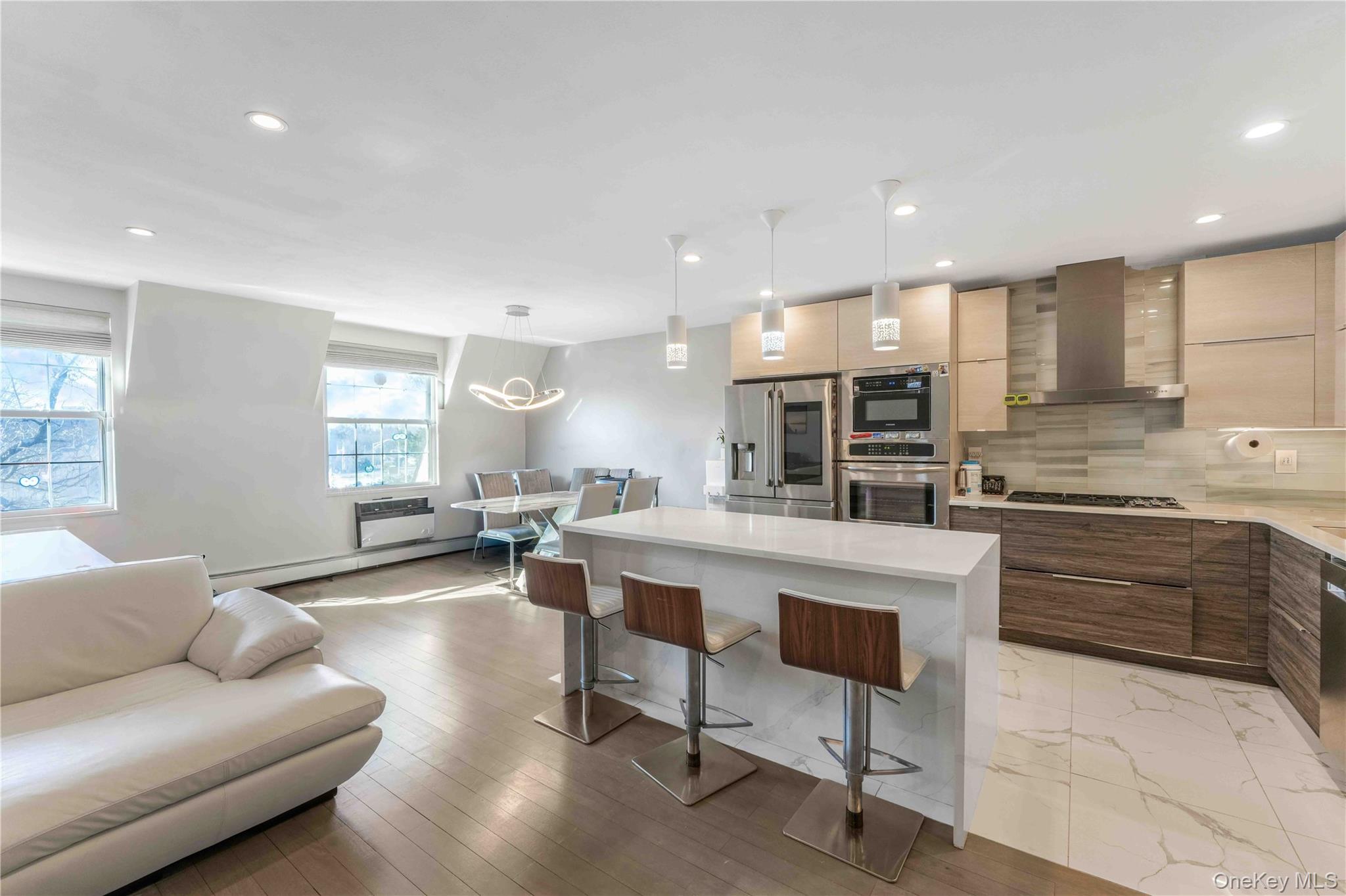 1324 Robin Lane 1195