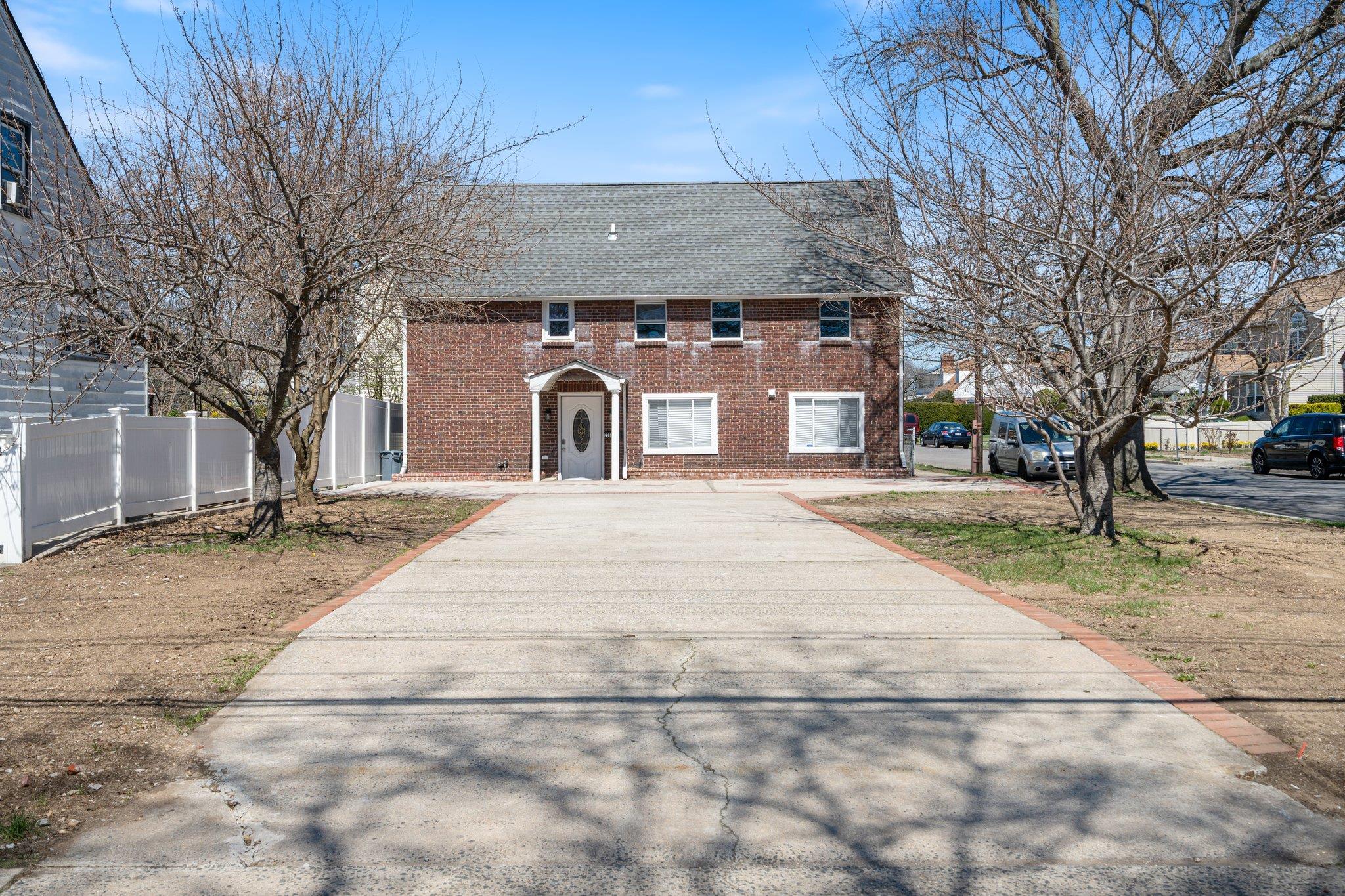 208 Newport Road, Uniondale, New York image 2