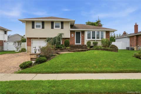 Photo for 14 Oak Drive