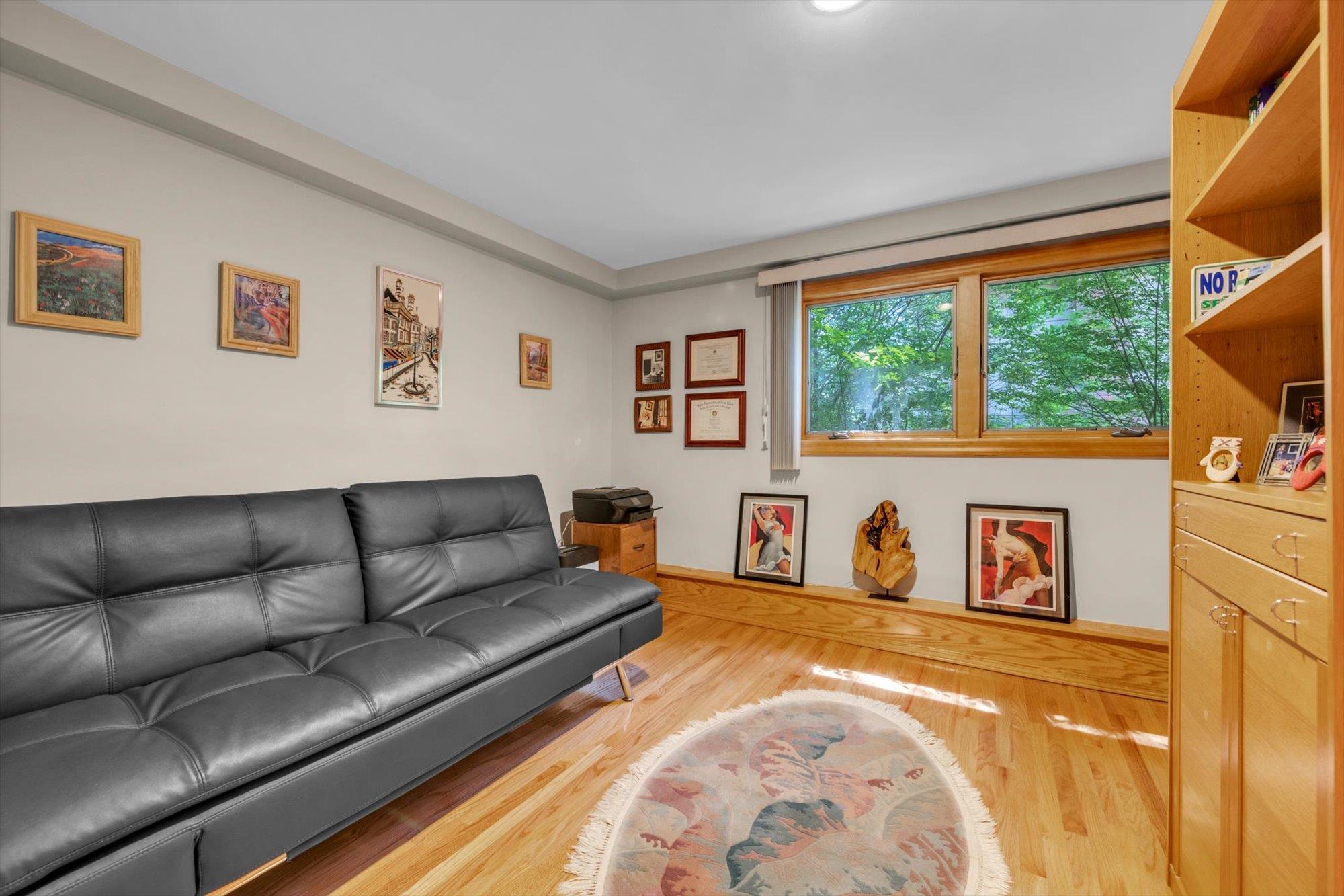 44 Fernwood Lane, Roslyn, New York image 20
