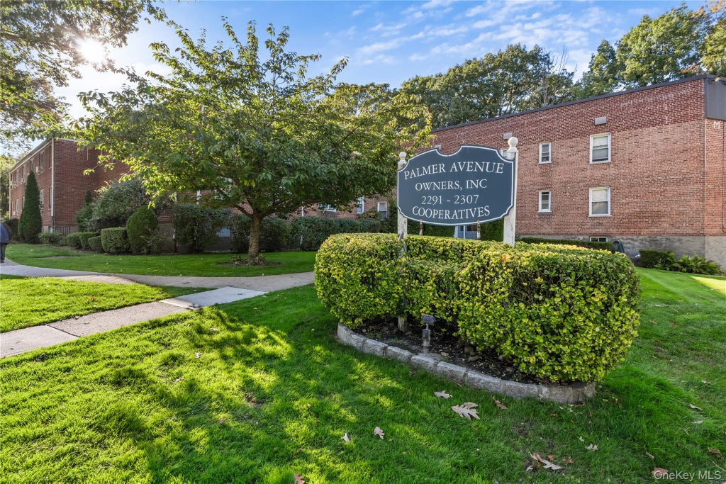Photo of 2299 Palmer Avenue #K, New Rochelle, NY 10801 (MLS # 1060882)