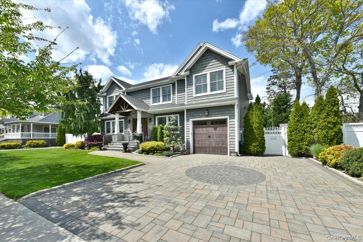 129 Commonwealth Avenue