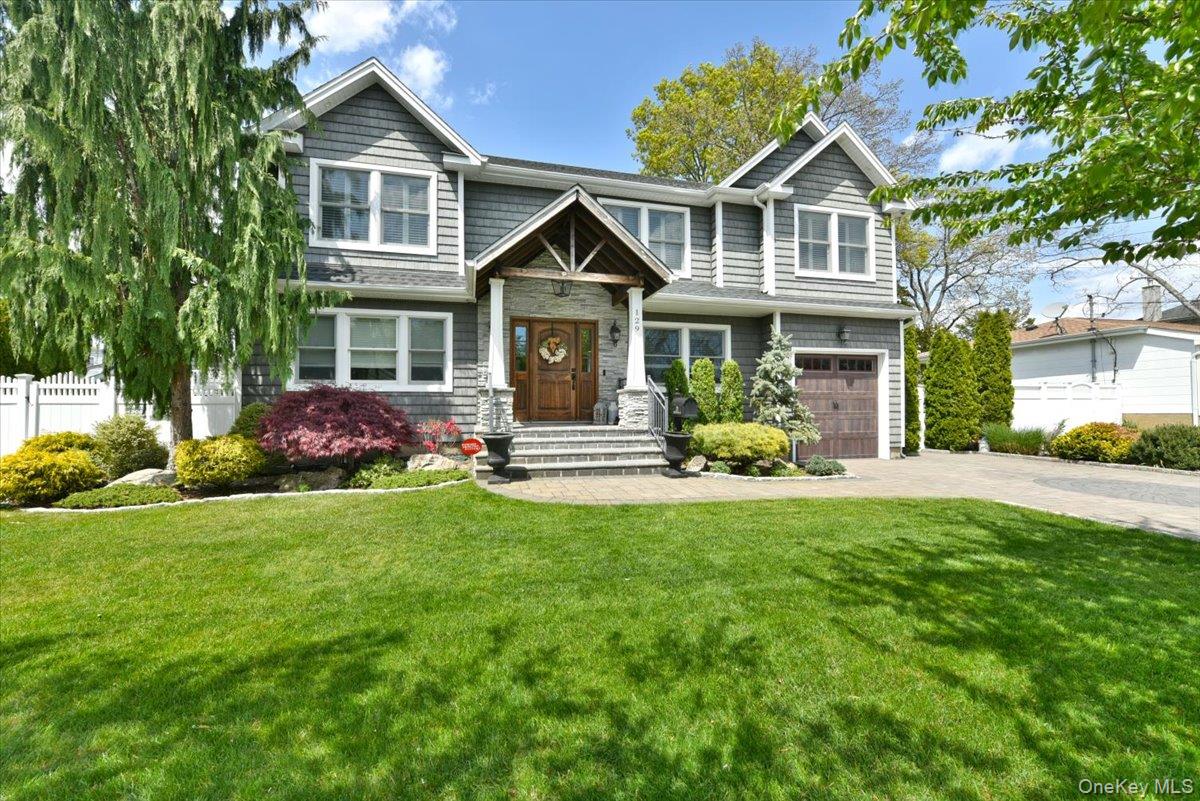 129 Commonwealth Avenue