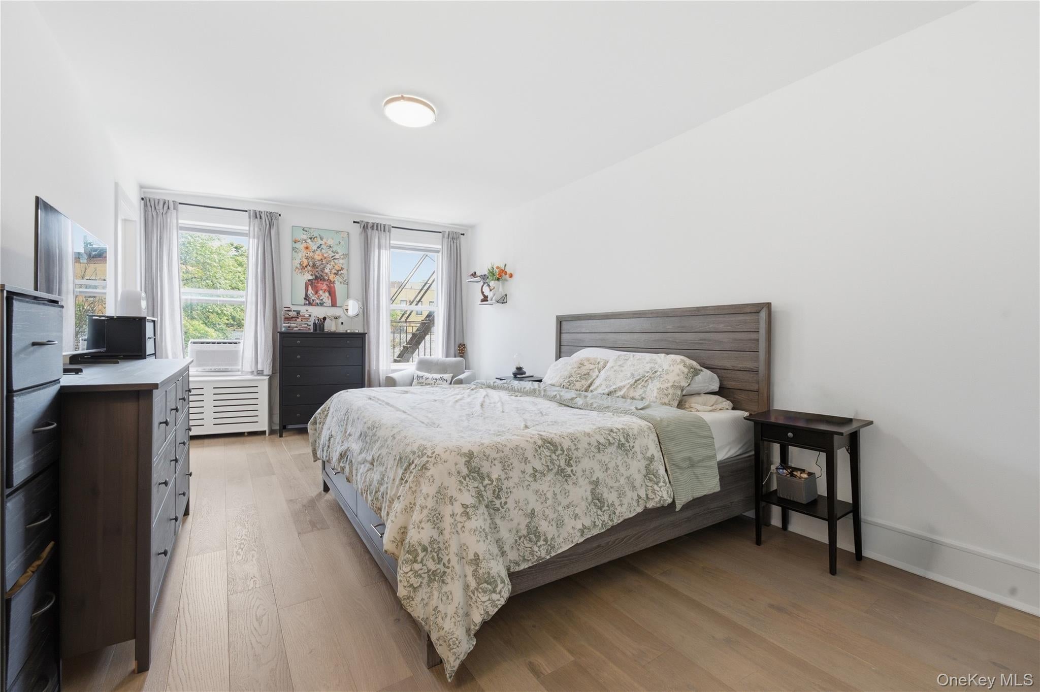 14809 Northern Boulevard 3C