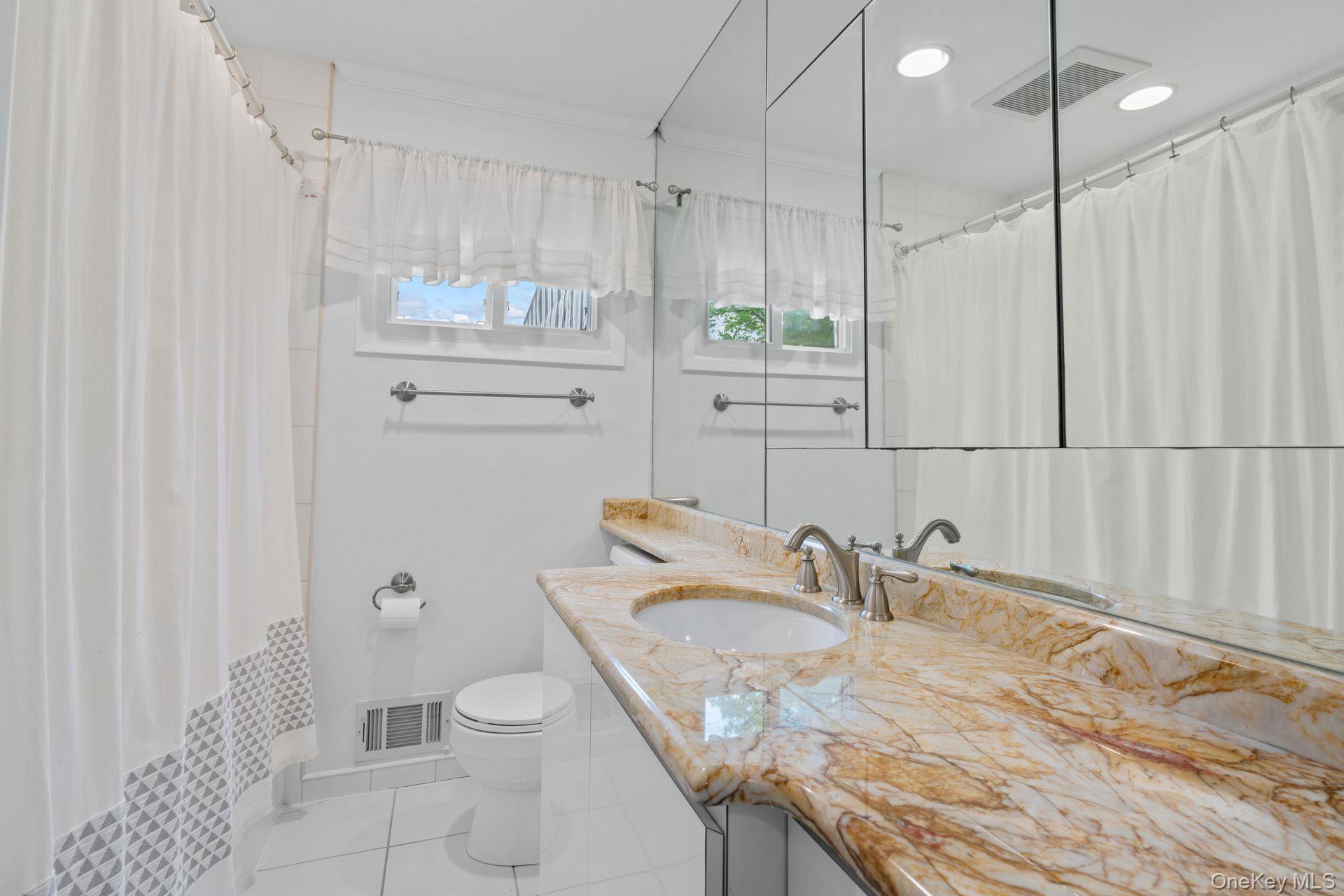 1016 Westminster Avenue