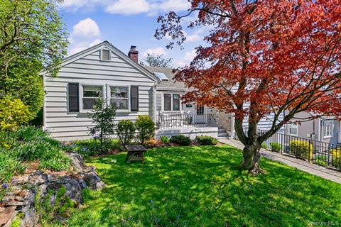 Photo of 86 Birch Street, Port Chester, NY 10573 (MLS # 984599)