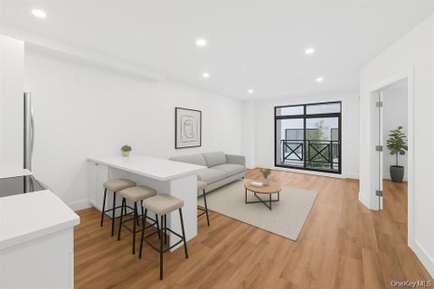 Featured picture for the property H6333650