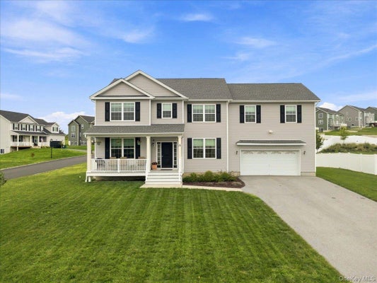 16 KENSINGTON LN, POUGHKEEPSIE, NY 12603 - Image d3ab0cd17fd549c62d5edb5f082f6d8e/1456704247