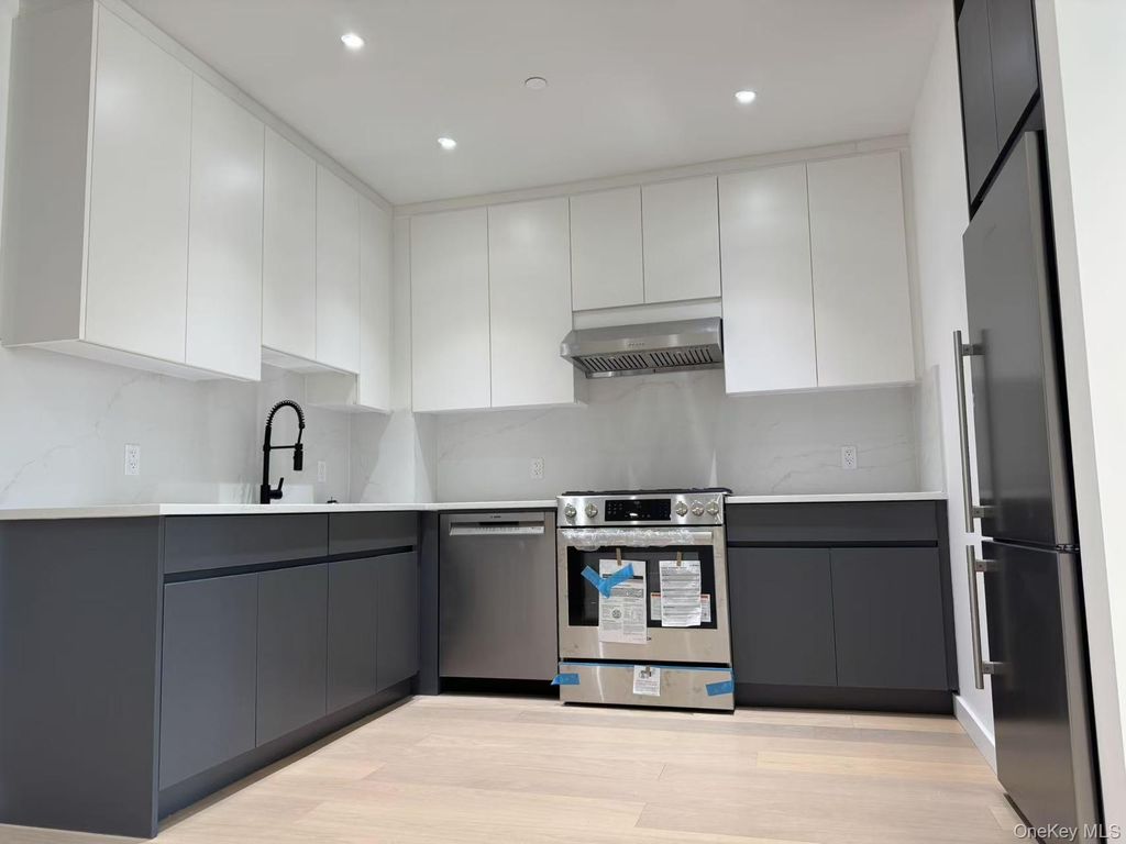 Photo of 108-15 72nd Avenue #4C, Forest Hills, NY 11375 (MLS # 905152)