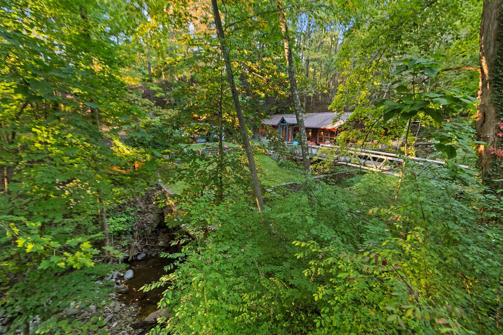 521 Scarborough Road, Briarcliff Manor, New York image 40