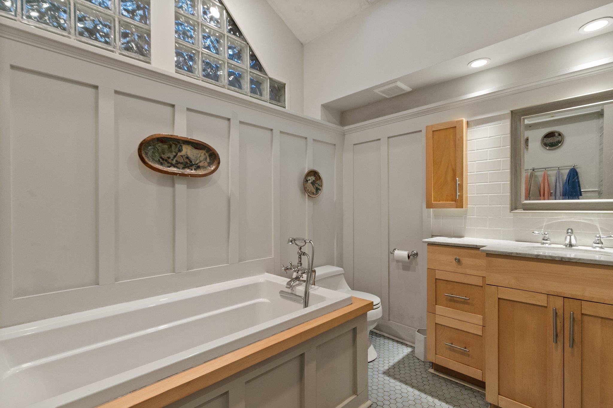 521 Scarborough Road, Briarcliff Manor, New York image 24