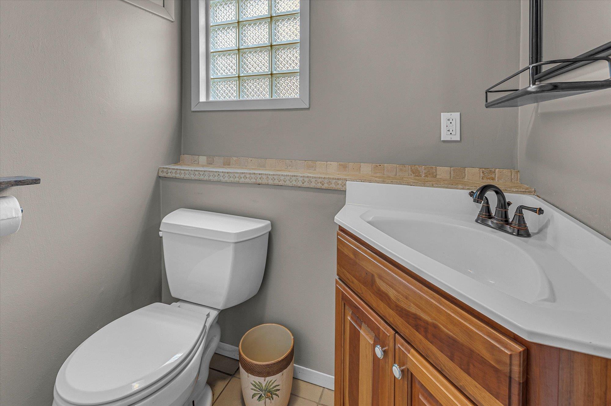 44 Picket Lane, Centereach, New York image 16