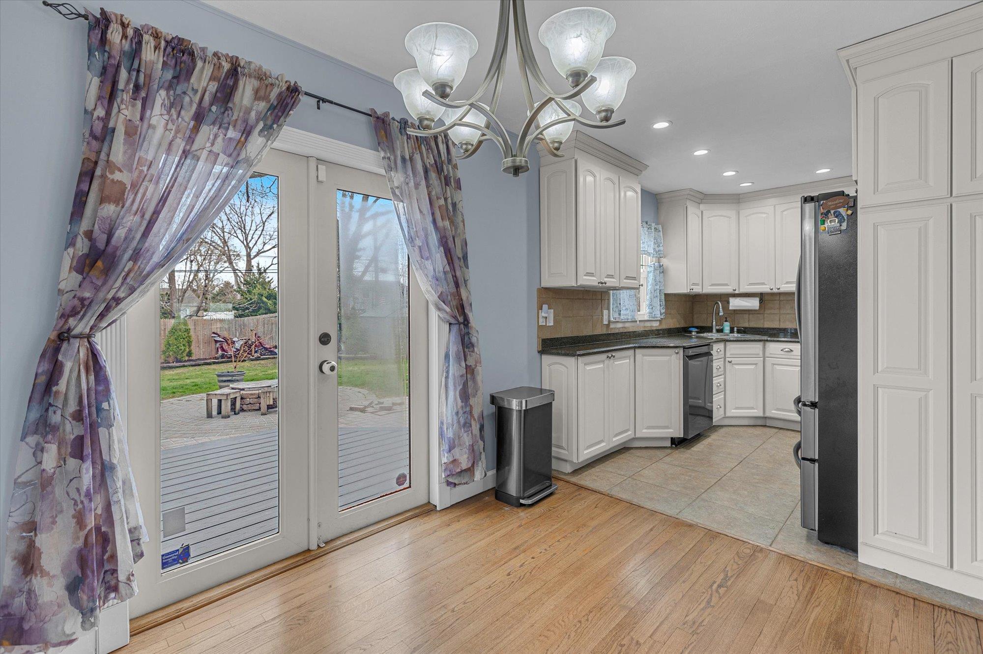 44 Picket Lane, Centereach, New York image 6