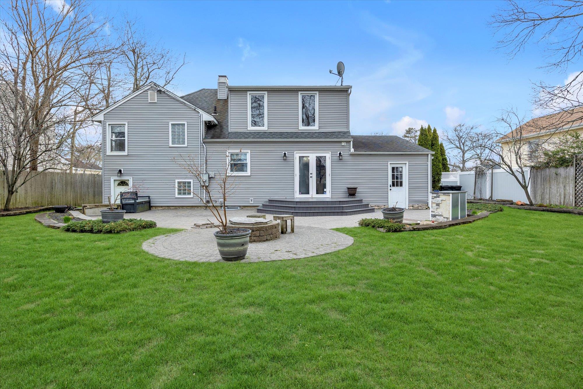 44 Picket Lane, Centereach, New York image 20