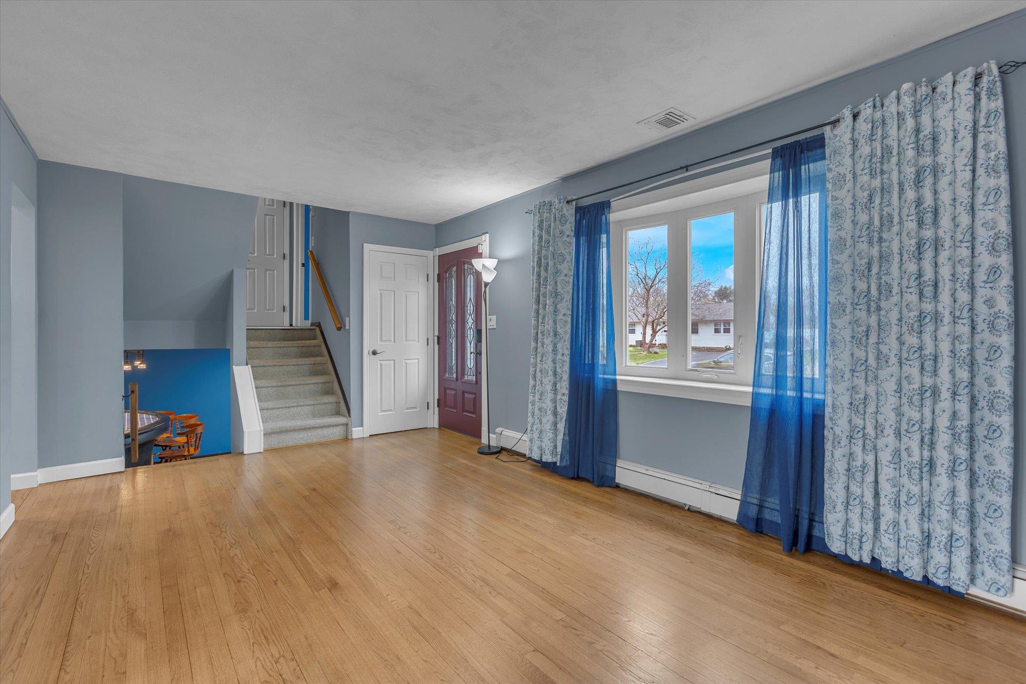 44 Picket Lane, Centereach, New York image 2