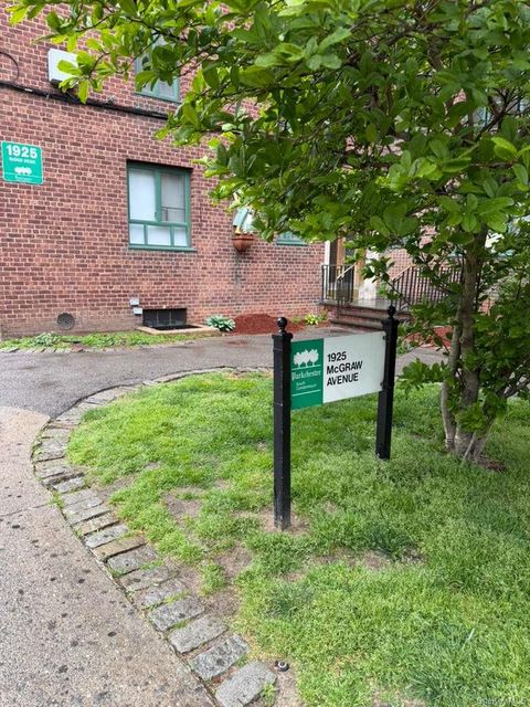 1925 McGraw Avenue MH Bronx NY 10462