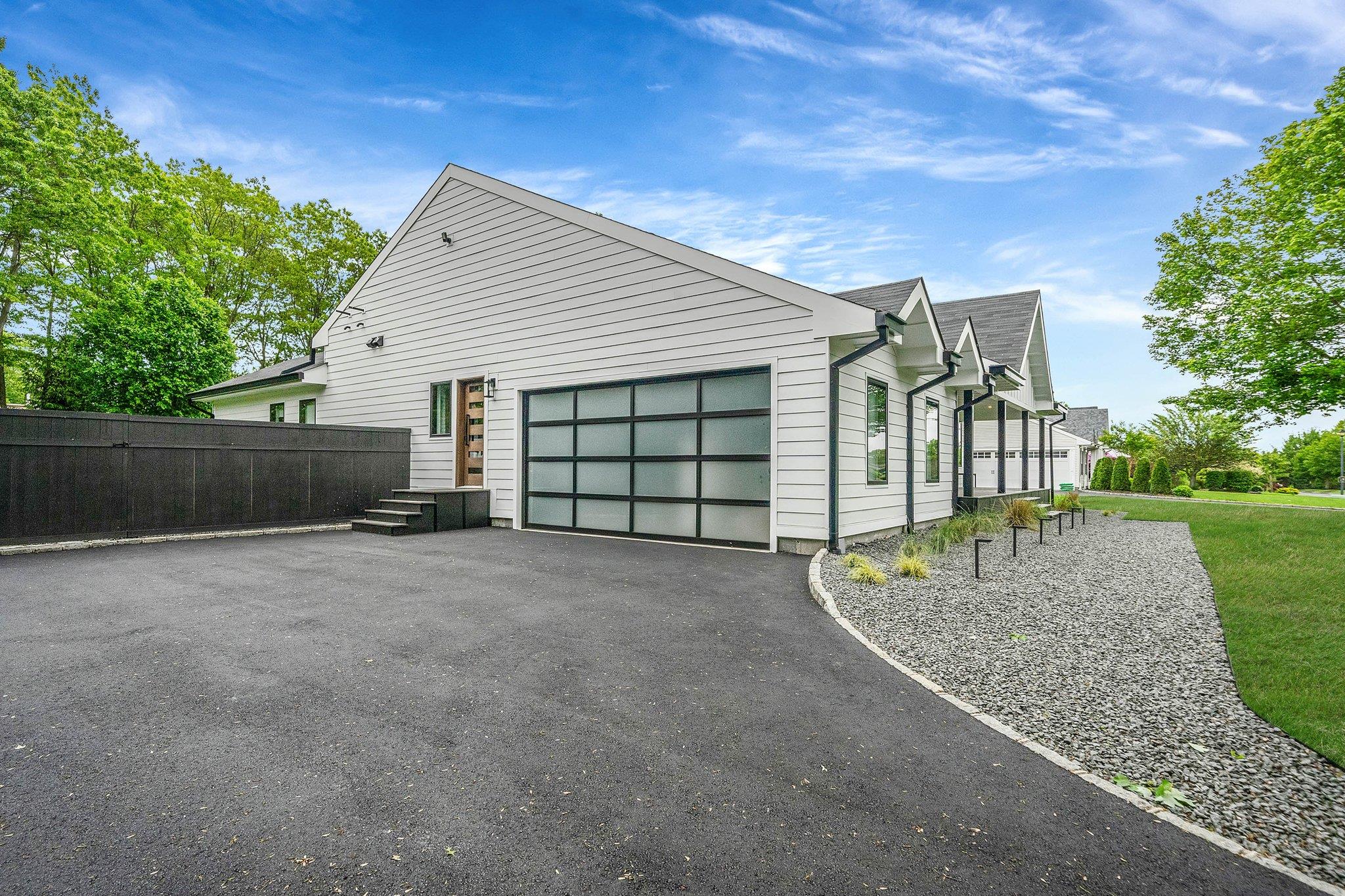 57 Varsity Boulevard, East Setauket, New York image 4