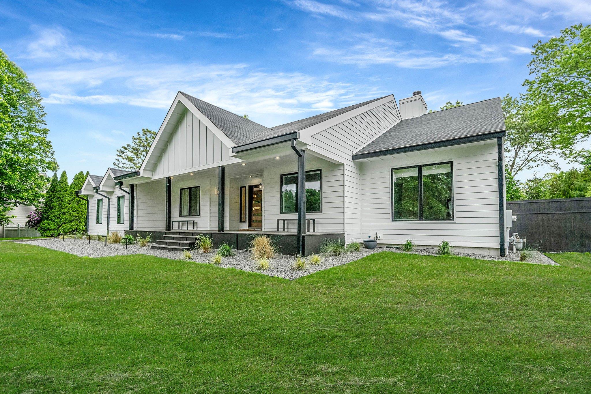 57 Varsity Boulevard, East Setauket, New York image 3