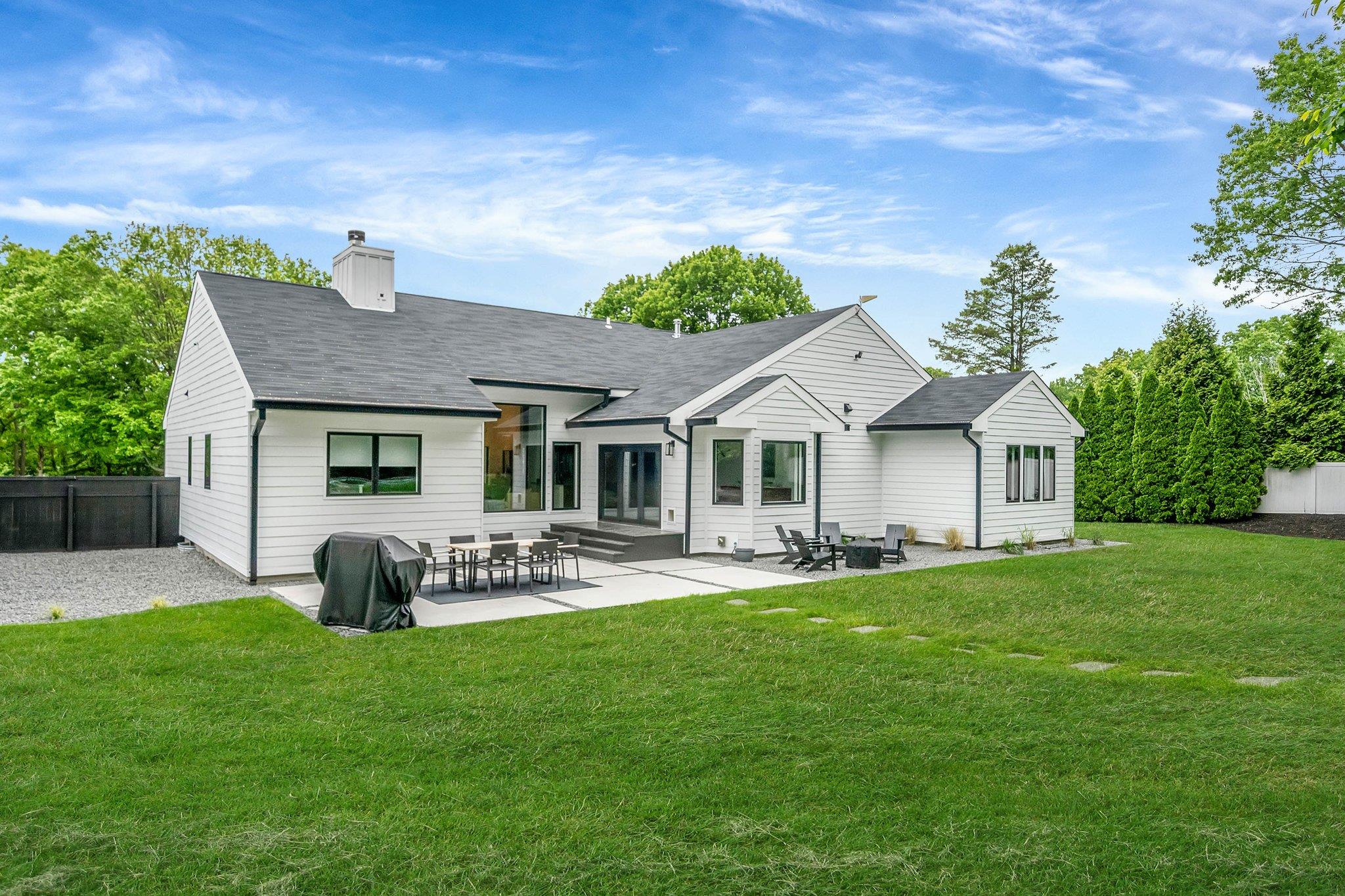 57 Varsity Boulevard, East Setauket, New York image 5