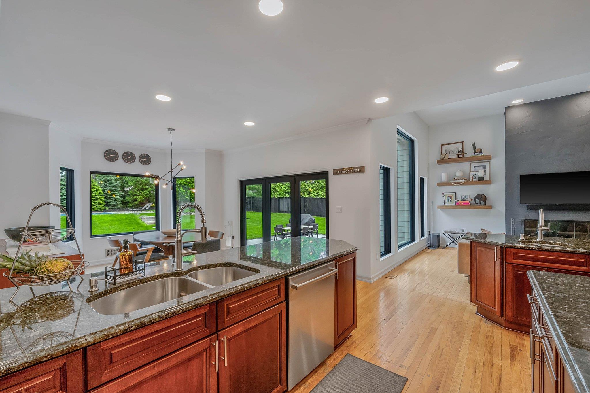 57 Varsity Boulevard, East Setauket, New York image 18