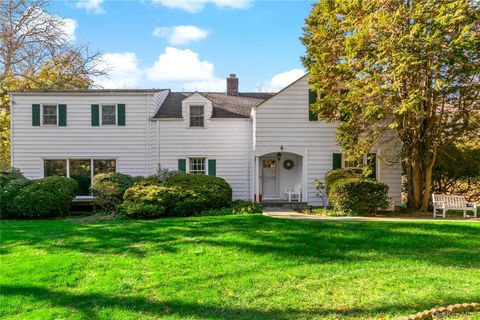 Homes For Sale - 1050 Knollwood Road<br/> White Plains, NY 10603
