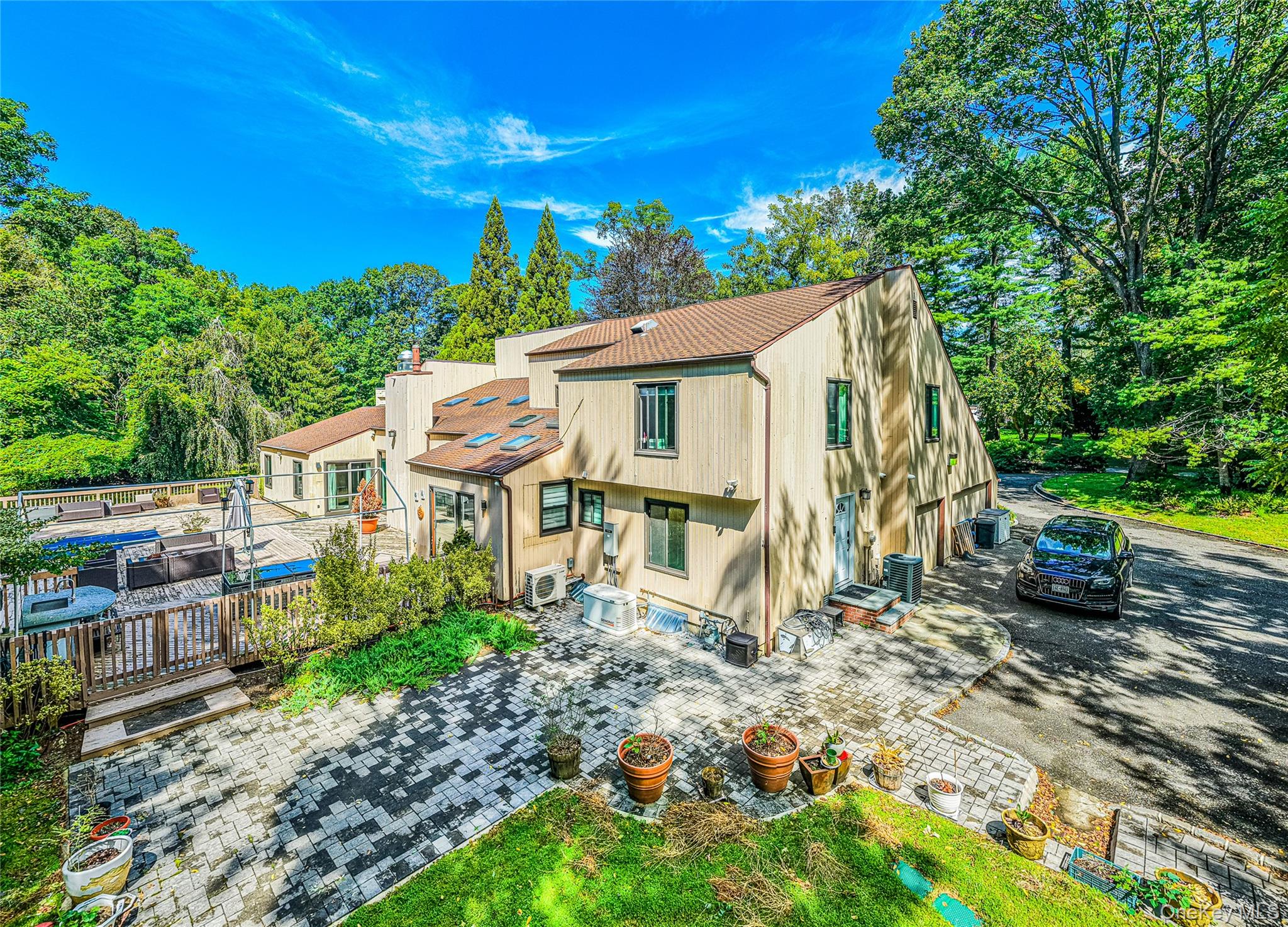 2 Summerwind Drive