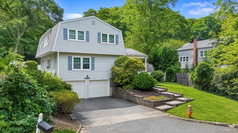 Homes For Sale - 35 Sanford Street<br/> Huntington Station, NY 11746