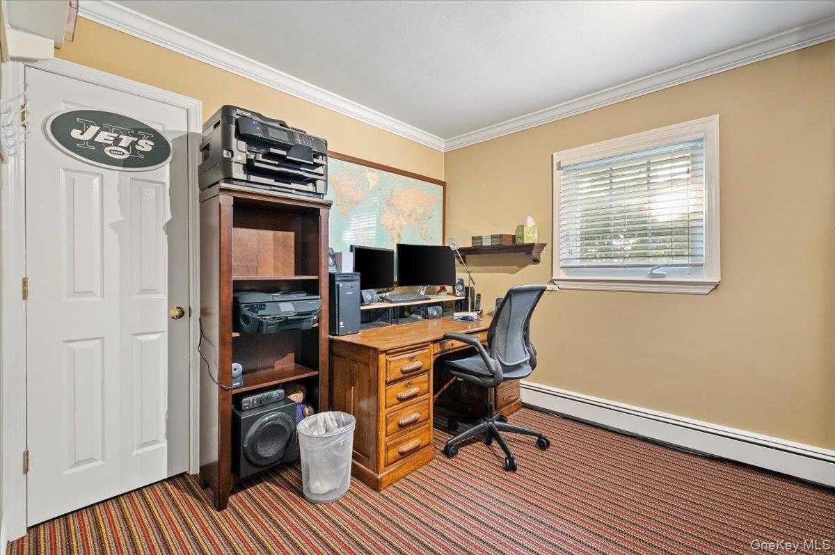 Jericho, New York 11753, United States, 3 Bedrooms Bedrooms, ,2 BathroomsBathrooms,Residential,Coming Soon,221190