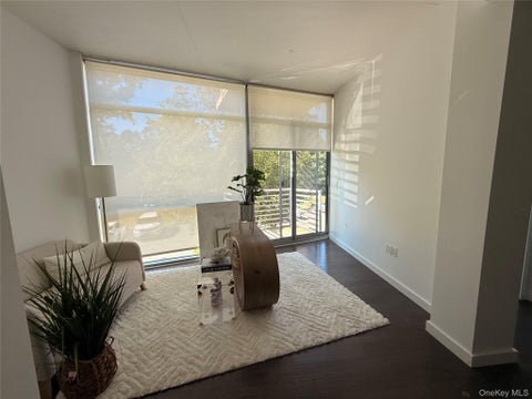 Apartment For Rent - 250 S Central Park Avenue #2F<br/> Westchester County, Hartsdale, NY 10530