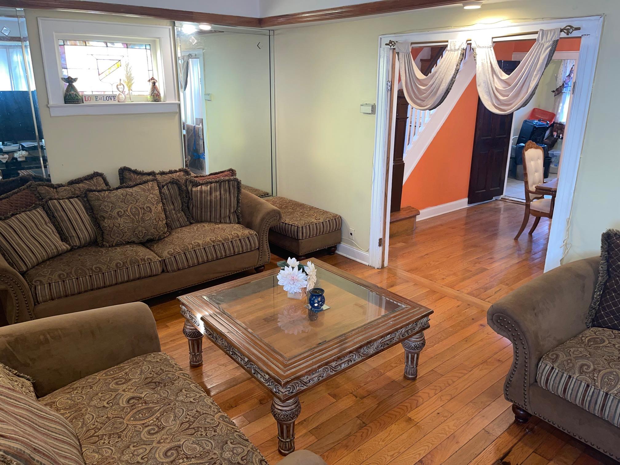 10925 208th Street, Queens Village, New York image 6