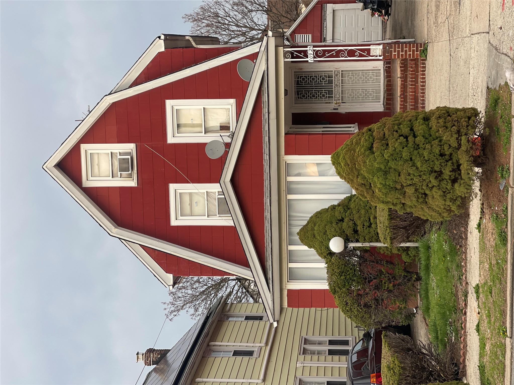 10925 208th Street, Queens Village, New York image 3
