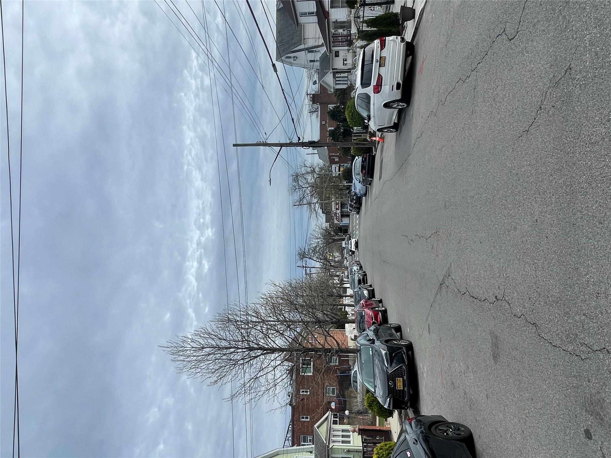 10925 208th Street, Queens Village, New York image 15