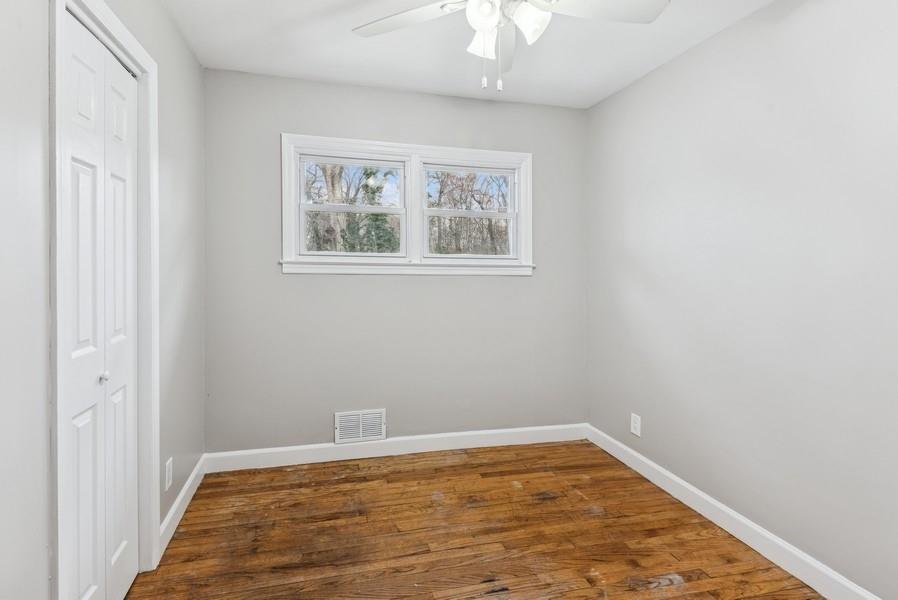 1118 Brookdale Avenue, Bay Shore, New York image 16