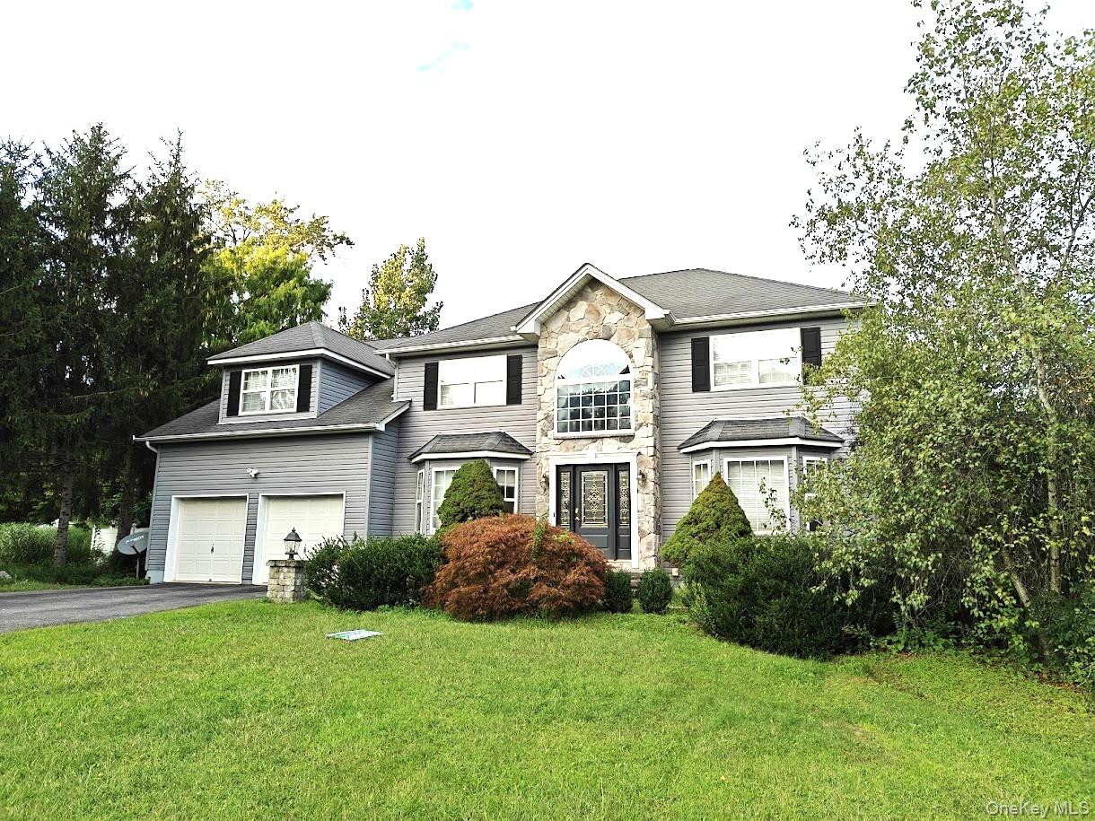 1010 Pine View
