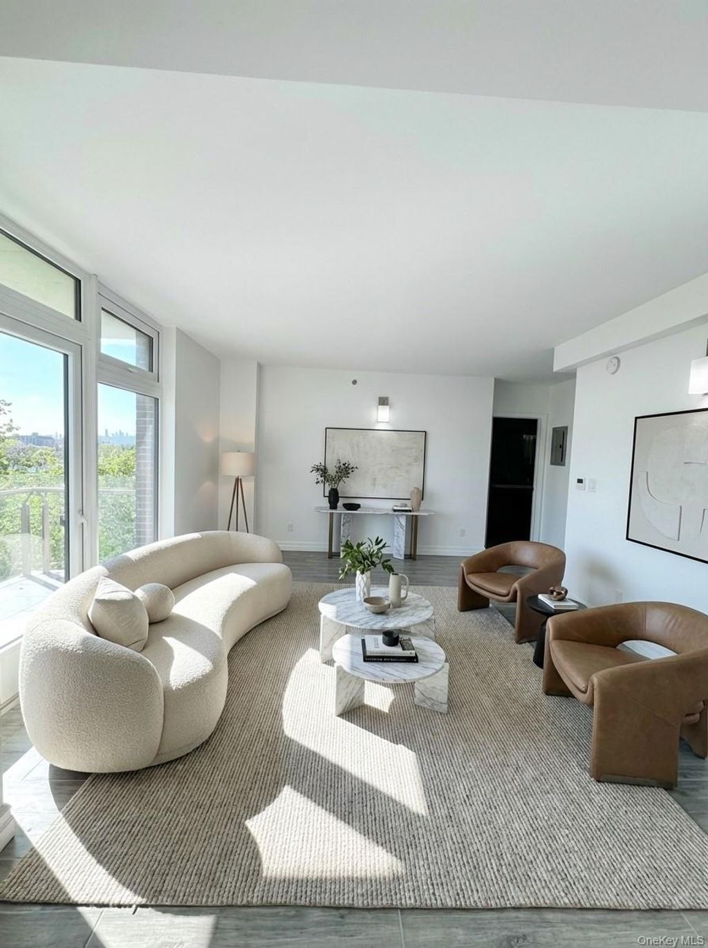 Photo of 65-18 Austin St, Unit 7H St, Rego Park, NY 11374 (MLS # 960285)