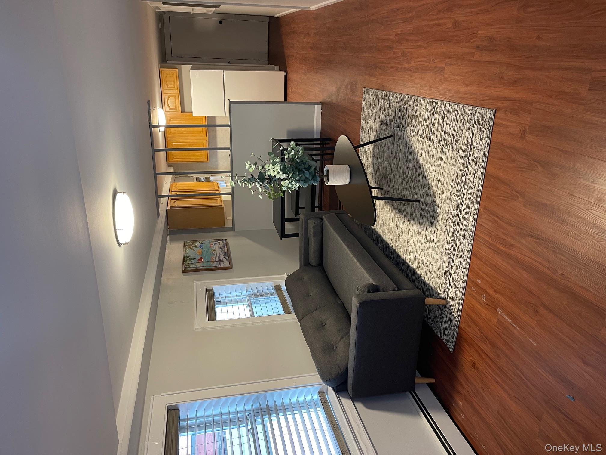 Long Beach, New York 11561, United States, 1 Bedroom Bedrooms, ,1 BathroomBathrooms,Residential,Active,250204